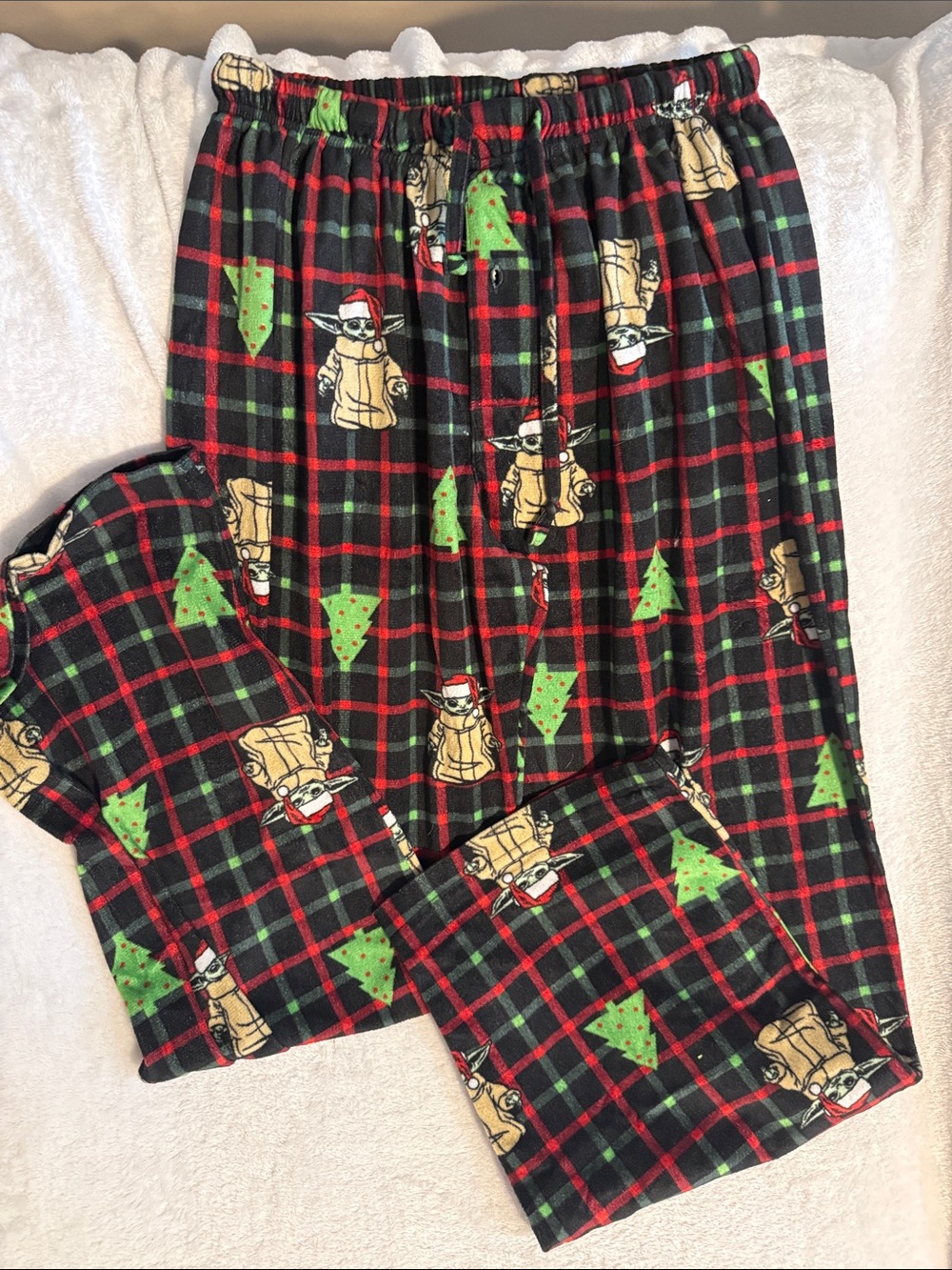 Star Wars Men’s Plaid Pajama Pants with Green Tree & Tan Character Print